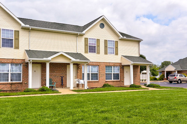 Building Photo - Laurel Terrace