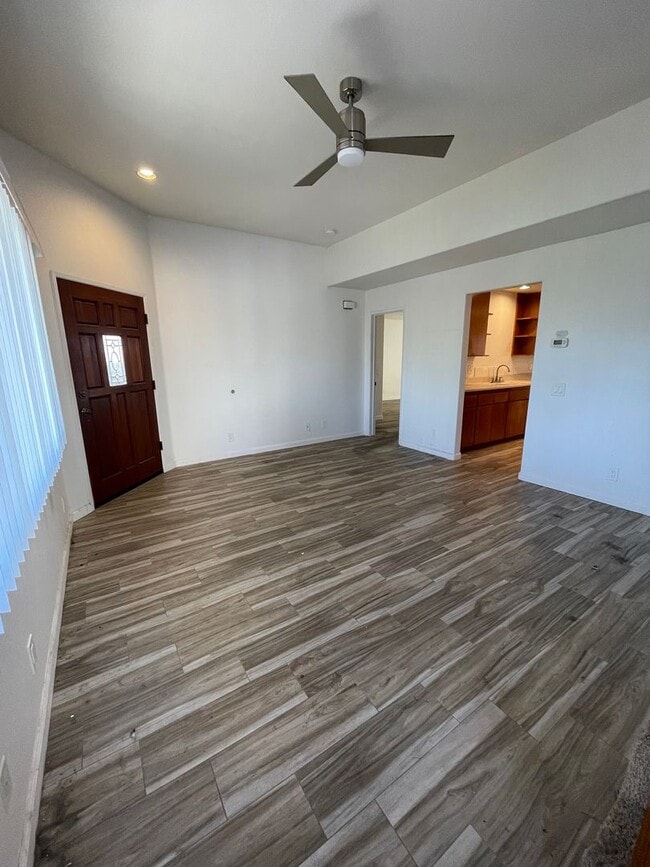 Building Photo - Beautiful Home in Pacific Beach