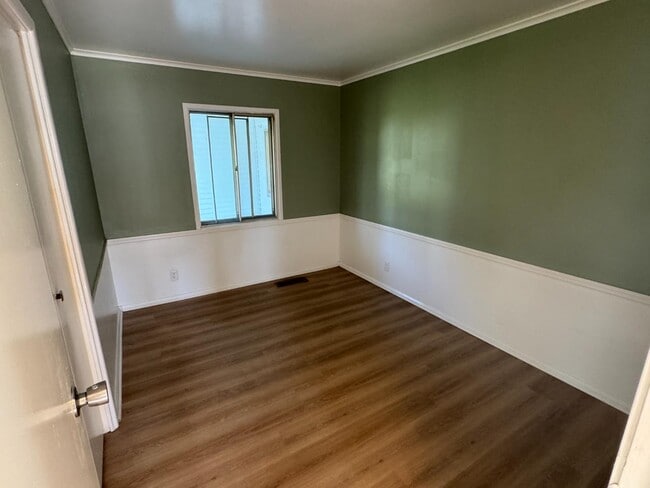 Building Photo - 1315 N Vermilion St
