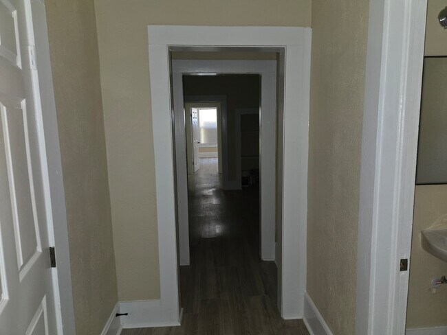 Building Photo - 2302 St Charles St