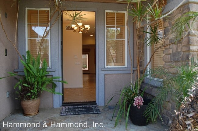 Building Photo - 5 br, 3.5 bath House - 21826 Delany Ln.