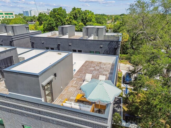 Building Photo - 801 3rd Ave