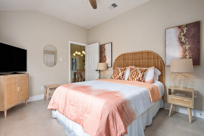 Building Photo - 2947 High Plains Dr