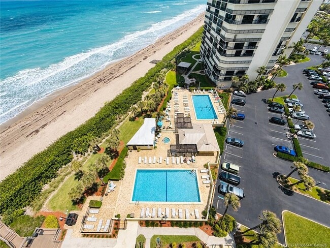 Building Photo - 9500 S Ocean Dr