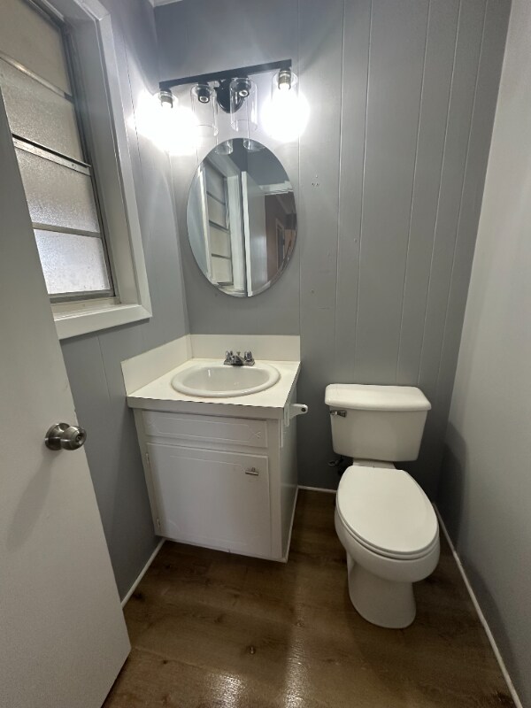 Building Photo - 202 Holly Ridge Dr