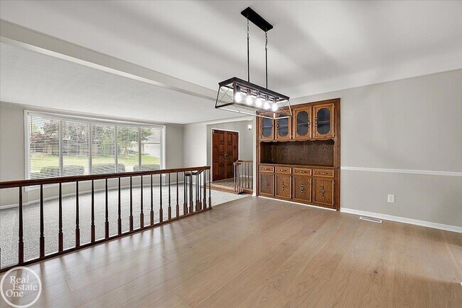 Building Photo - 2532 Belle View Dr