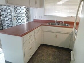 Building Photo - 0819