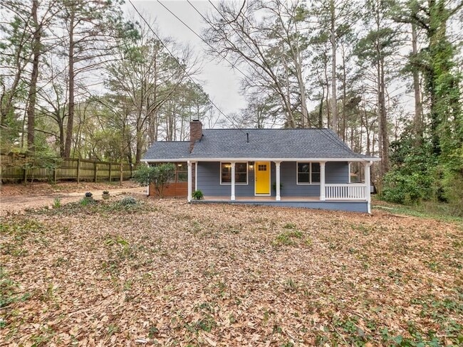 Building Photo - 4745 Hillside Dr