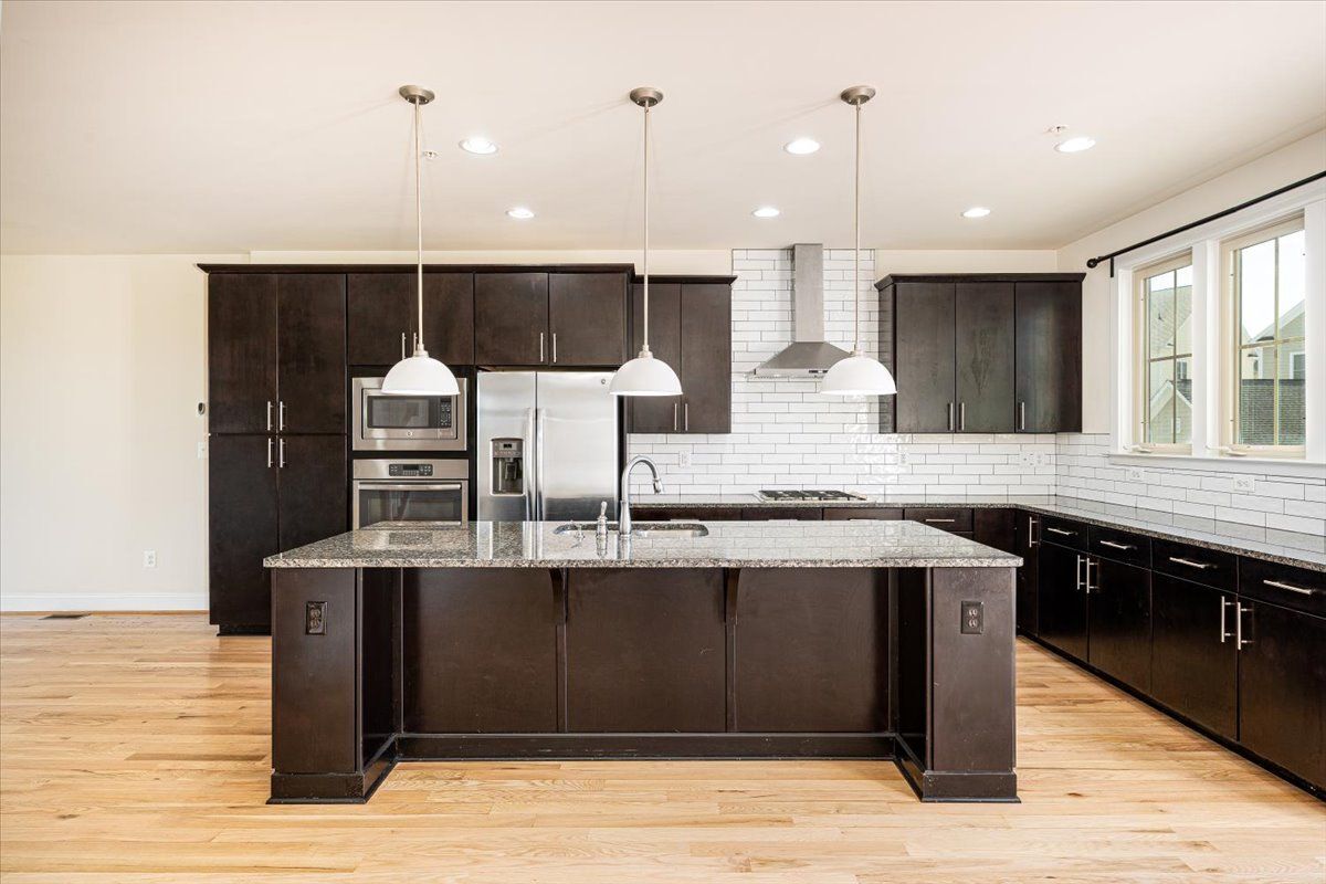 Building Photo - 9128 Kenway Ln