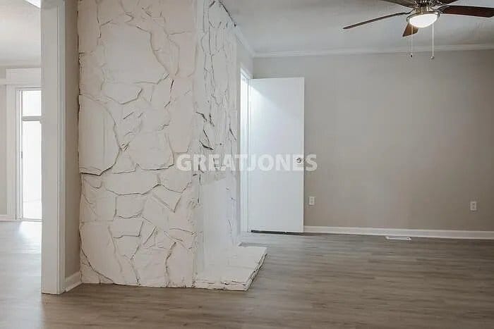 Building Photo - 109 Laurel St