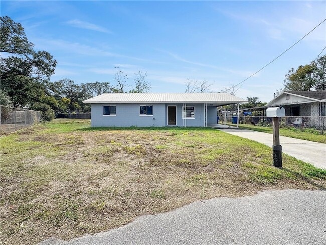 Building Photo - 517 3rd Ct SW