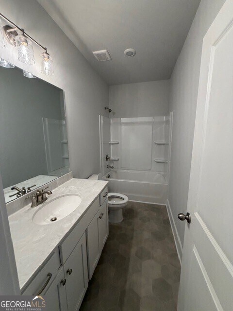 Building Photo - 116 Maple Trl