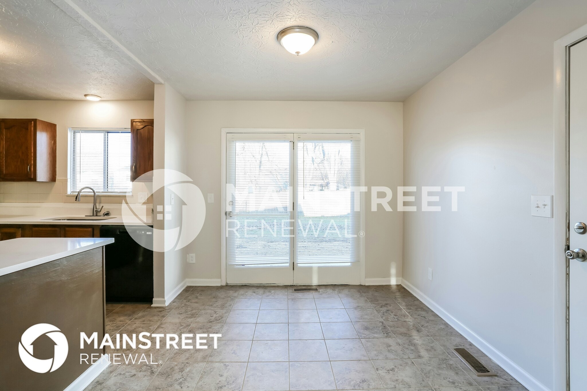 Building Photo - 2892 Teapot Ct