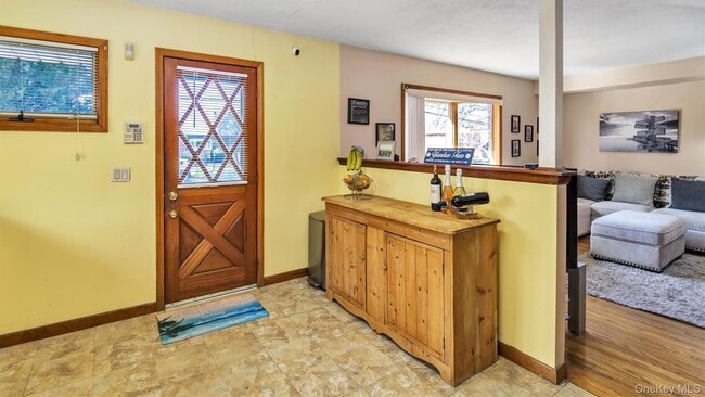 Building Photo - 19 7th St