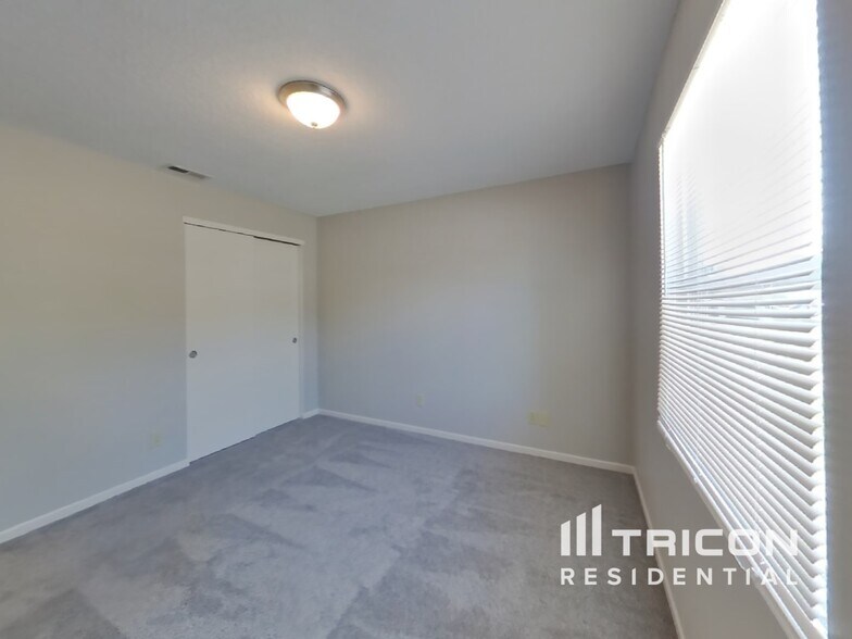 Building Photo - 3423 Summer Breeze Cir
