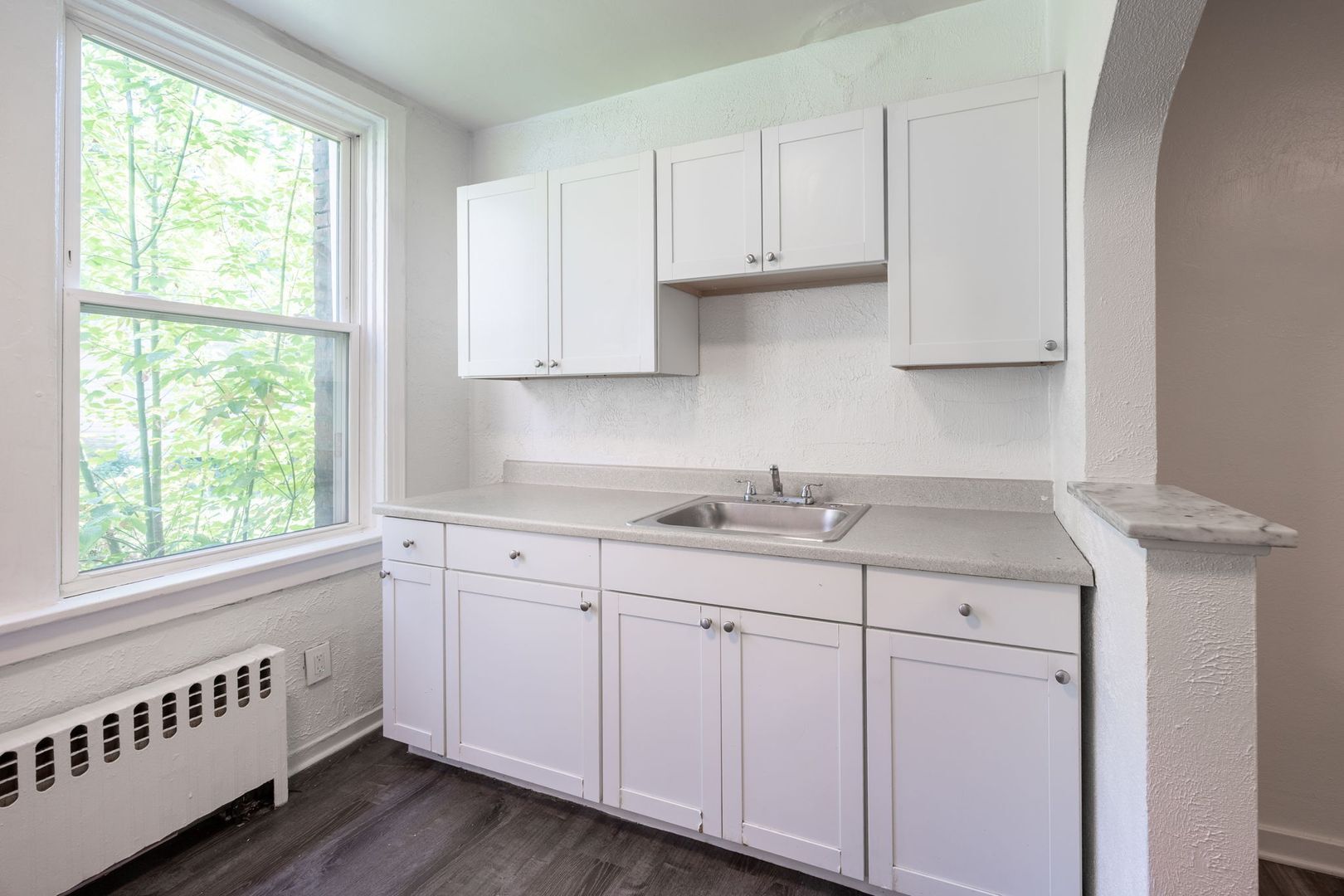 Building Photo - 2040 Brownsville Rd