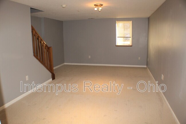 Building Photo - 6522 Crab Apple Dr