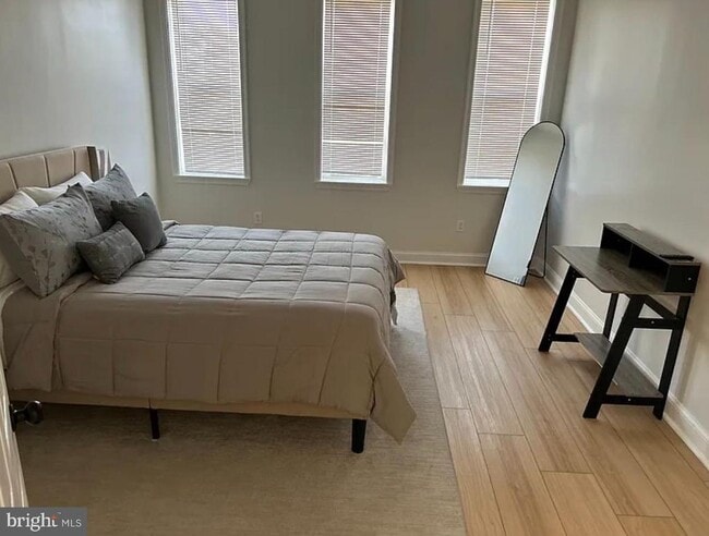 Building Photo - 306 N Carrollton Ave