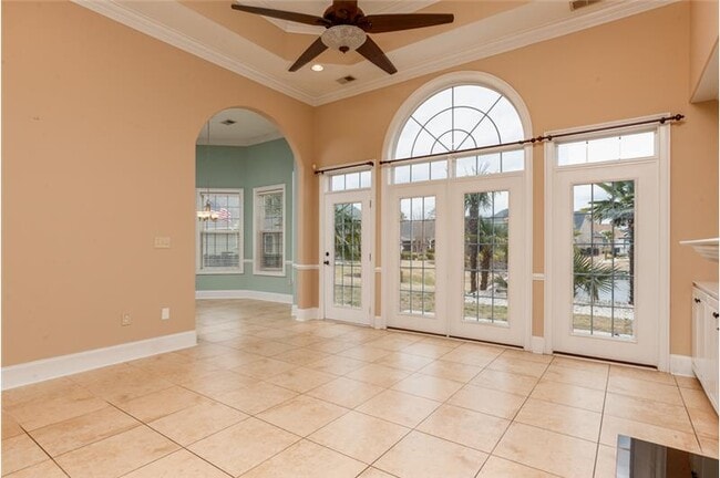 Building Photo - 205 Utopiate Ct