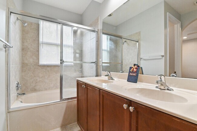 Building Photo - 106 Monterey Bay Dr