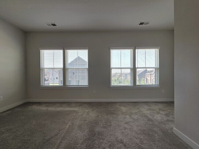 Building Photo - 2209 Cantina Ln