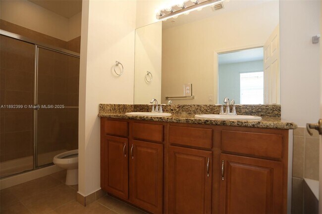 Building Photo - 1423 SW 147th Ave