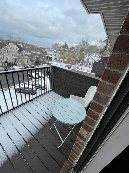 Building Photo - 45 Park Pl