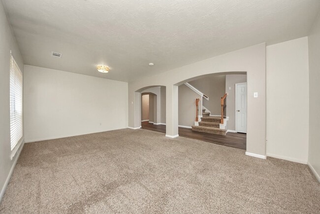 Building Photo - 1802 Whispering Forest Dr