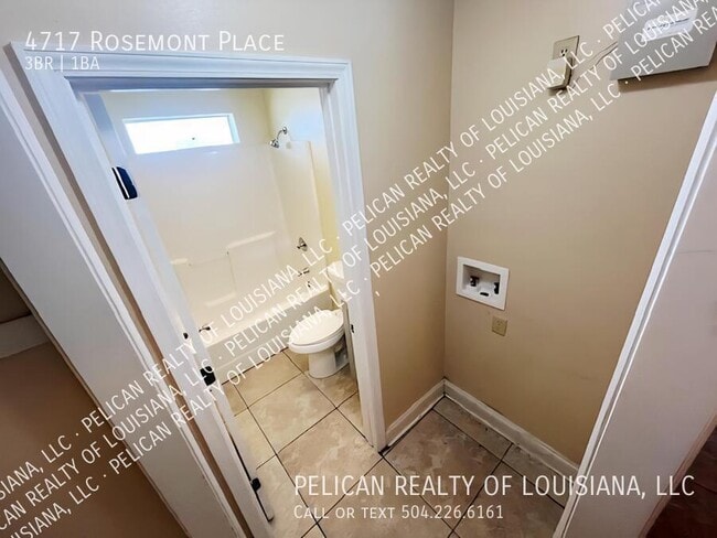 Building Photo - 4717 Rosemont Pl