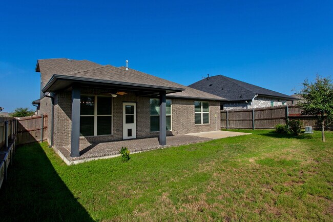 Building Photo - 6346 Spartan Dr