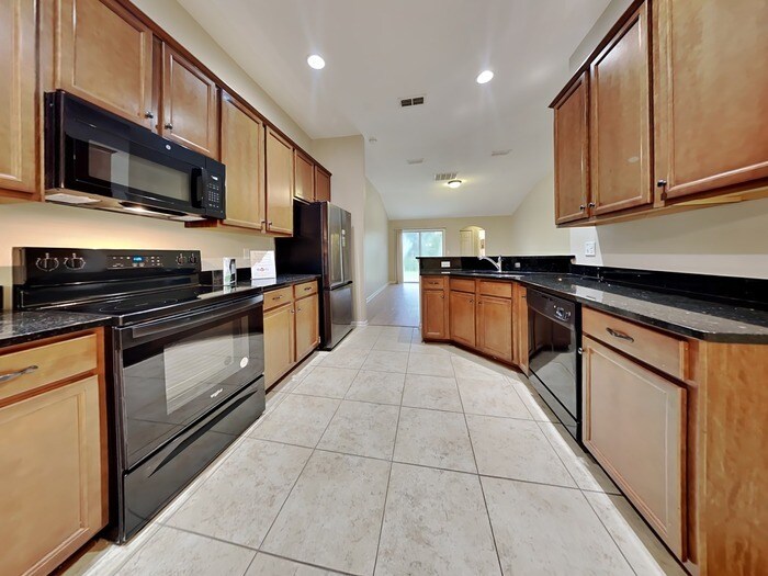 Building Photo - 83289 Purple Martin Dr