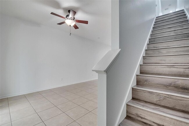 Building Photo - 9161 Shepton St