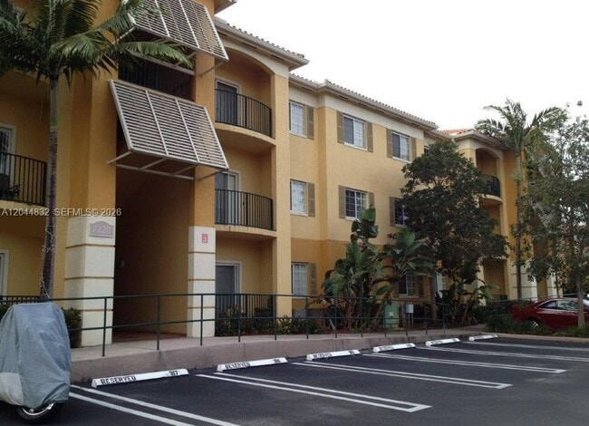 Building Photo - 7220 NW 114th Ave