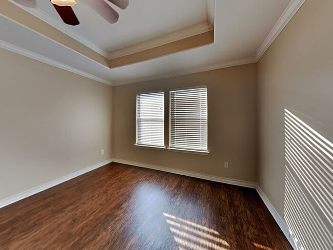 Building Photo - No Application Fees* $250.00 off 1st month...