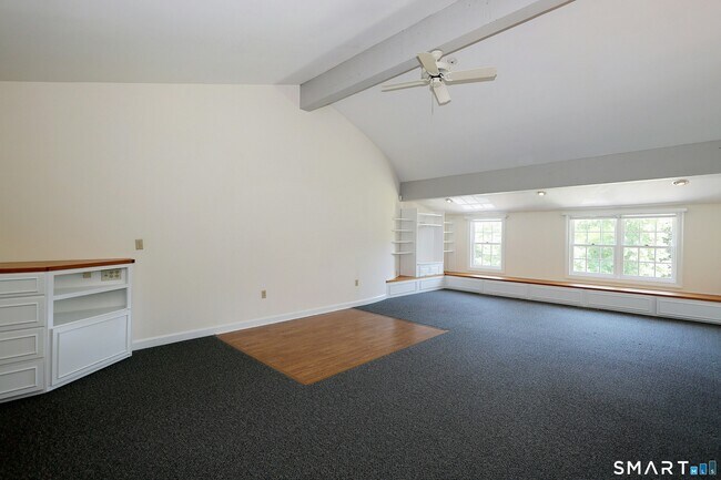 Building Photo - 36-40 Fox Run Rd