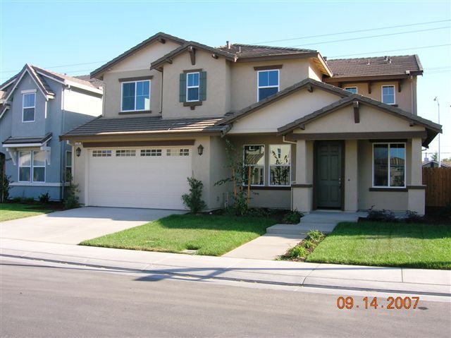 Building Photo - PROSPERITY WAY - BEAUTIFUL LARGE HOME