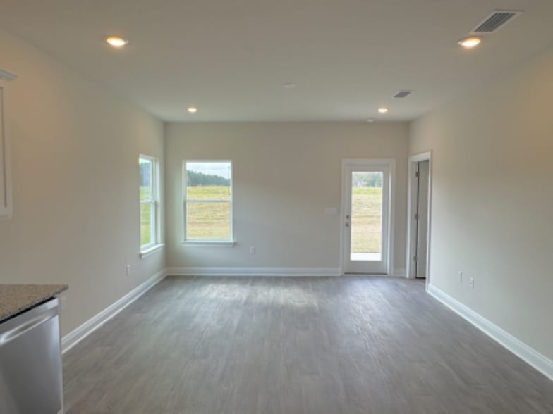 Building Photo - 13691 Logan Pl