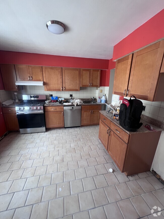 Building Photo - 28 Asticou Rd