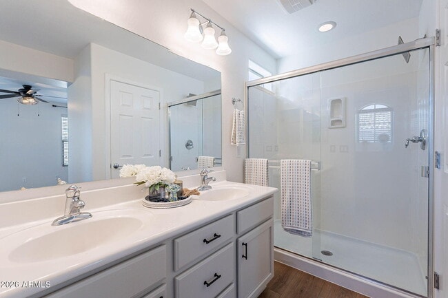 Building Photo - 5344 W Molly Ln