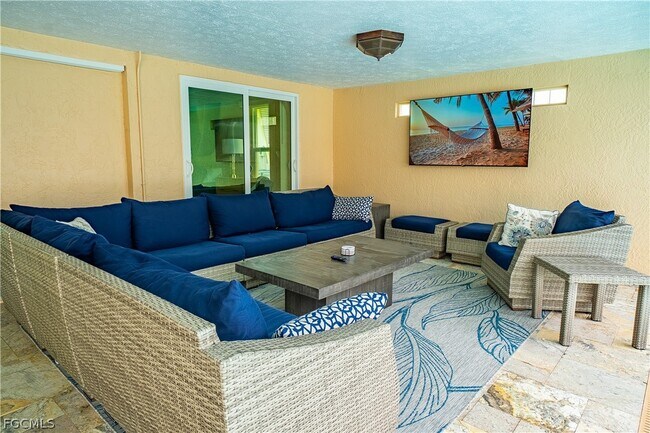 Building Photo - 3510 SE 19th Pl