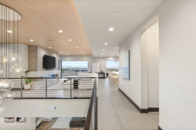 Building Photo - 11142 San Terrazo Pl
