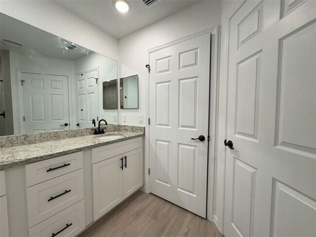 Building Photo - 8861 ALBERTSON Ct