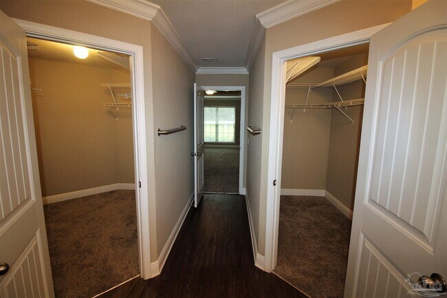 Building Photo - 8234 FL-89