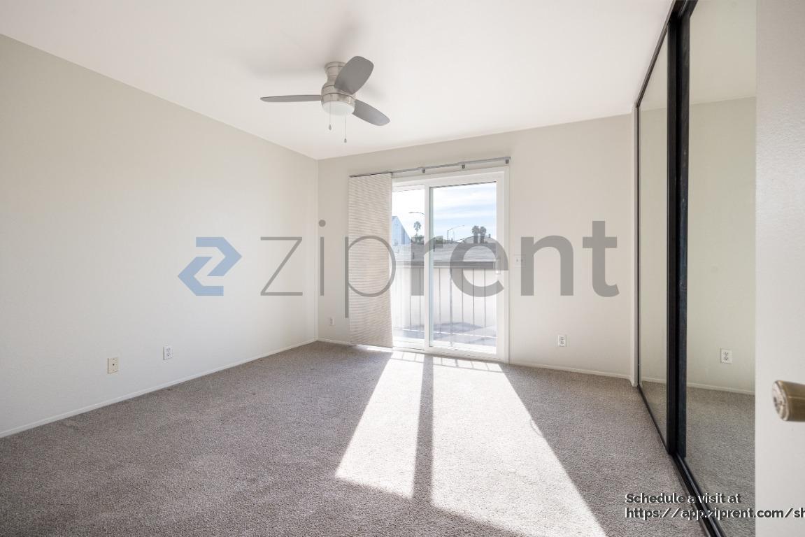 Building Photo - 4517 College Way