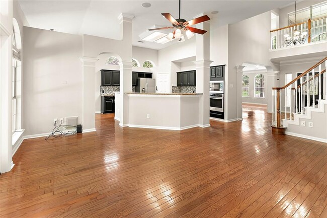 Building Photo - 71 E Sterling Pond Cir