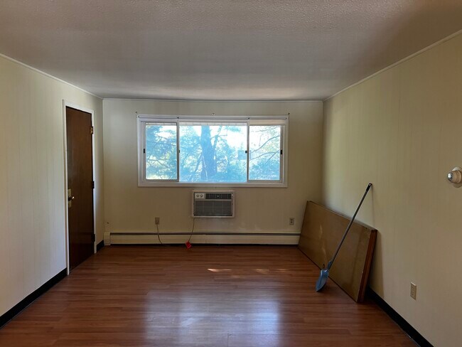 Building Photo - 7 Beacon St