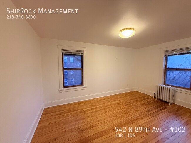 Building Photo - 942 89th Ave W