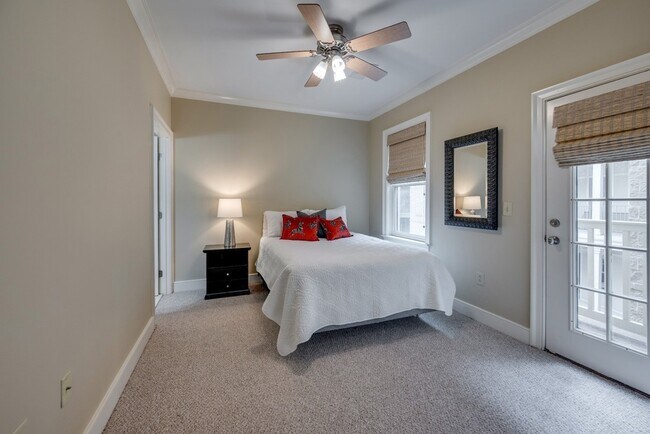 Building Photo - 3127 Long Blvd