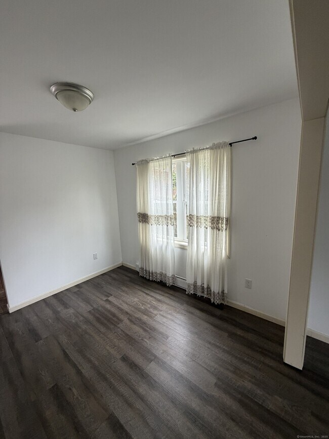 Building Photo - 91 Reynolds Bridge Rd