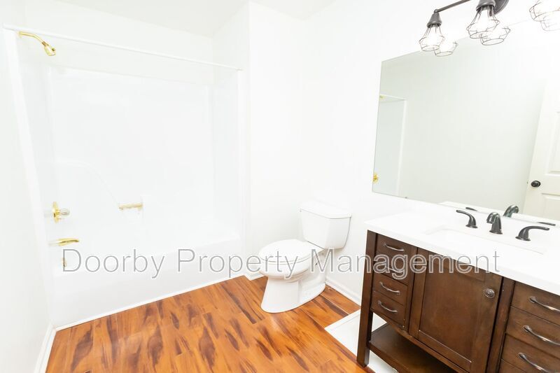 Building Photo - 6114 Sasha Ln